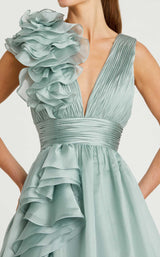 30 of 37 Mac Duggal 48856 Mint
