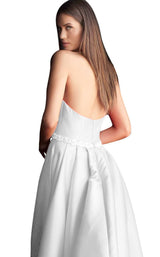 28 of 28 Jovani 63652 White