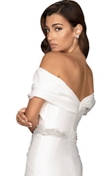 4 of 4 Terani 2011C2009 Ivory