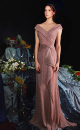 2 of 8 Janique 210622 Rose Gold