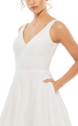 5 of 5 Mac Duggal 48924 White