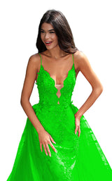 14 of 20 Tarik Ediz 50405 Green