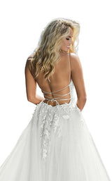 18 of 20 Tarik Ediz 50405 Ivory