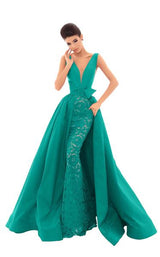 4 of 9 Tarik Ediz 50468 Emerald