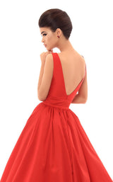 9 of 9 Tarik Ediz 50468 Red