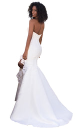 4 of 8 Tarik Ediz 50618 Ivory