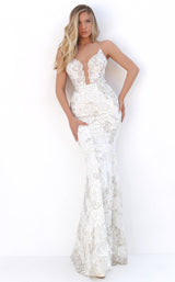 2 of 8 Tarik Ediz 50667 Ivory