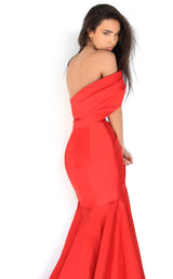 7 of 8 Tarik Ediz 50869 Red