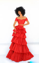 1 of 2 Tarik Ediz 51007 Red