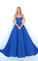 5 of 8 Tarik Ediz 51070 Royal Blue