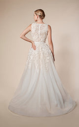 6 of 9 Andrea and Leo 5143 Off-White