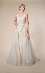 2 of 9 Andrea and Leo 5143 Off-White