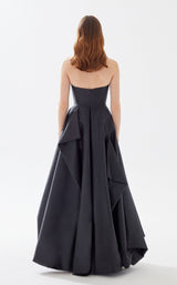 6 of 7 Tarik Ediz 52025 Black