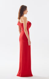 7 of 8 Tarik Ediz 52029 Red