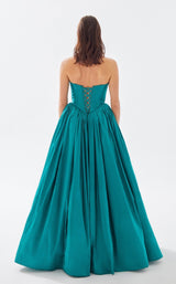 7 of 7 Tarik Ediz 52059 Emerald