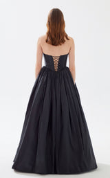6 of 6 Tarik Ediz 52069 Black