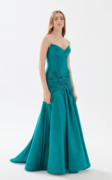 5 of 7 Tarik Ediz 52110 Emerald