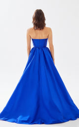 9 of 12 Tarik Ediz 52117 Royal Blue