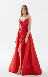 11 of 14 Tarik Ediz 52126 Red