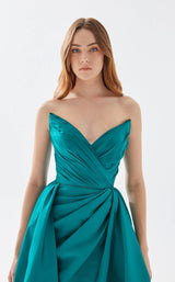 10 of 14 Tarik Ediz 52126 Emerald