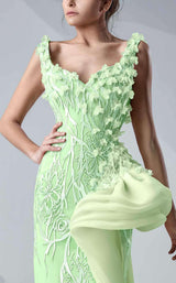 2 of 4 MNM Couture G0654 Mint