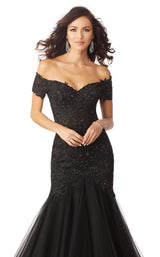 4 of 7 MGNY 71825 Black