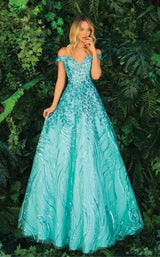 2 of 8 Clarisse 810290 Mint