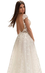 4 of 4 Tarik Ediz 93958 Ivory