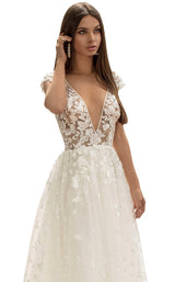 3 of 4 Tarik Ediz 93958 Ivory