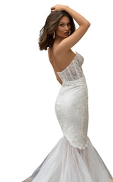 4 of 4 Tarik Ediz 93959 Ivory