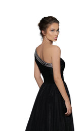4 of 4 Tarik Ediz 96103 Black