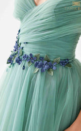 4 of 7 Tarik Ediz 98293 English-Green