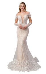 1 of 3 Andrea and Leo A1022 Off White