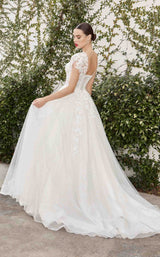 2 of 2 Andrea and Leo A1082W Off White