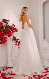 2 of 2 Abby Lane 97141 Ivory