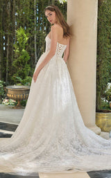 3 of 4 Andrea and Leo WL061 Off White
