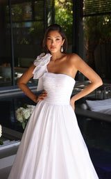 4 of 7 Ava Presley 26524 White