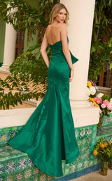 7 of 7 Ava Presley 42305 Emerald