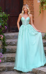 5 of 8 Clarisse 62102 Winter Green
