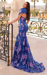 2 of 2 Clarisse 811283 Royal