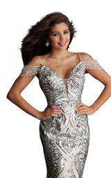 3 of 4 Jovani JVN67256BG