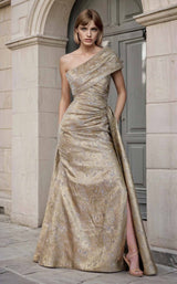 1 of 11 Janique 251020 Gold