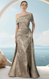 4 of 11 Janique 251020 Gold