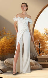 1 of 2 Janique W3035 Ivory