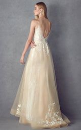 5 of 7 Juliet 249 Champagne