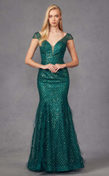 1 of 12 Juliet 286 Emerald Green