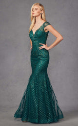5 of 12 Juliet 286 Emerald Green