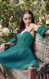 7 of 9 Juliet 909 Emerald Green