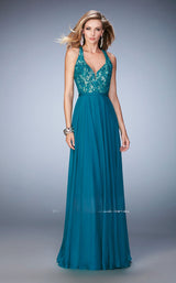 3 of 4 La Femme 22186 Evergreen