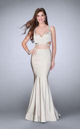 3 of 4 La Femme 24000 Nude